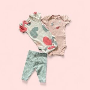 #003, carters 3 piece matching set, size preemie
